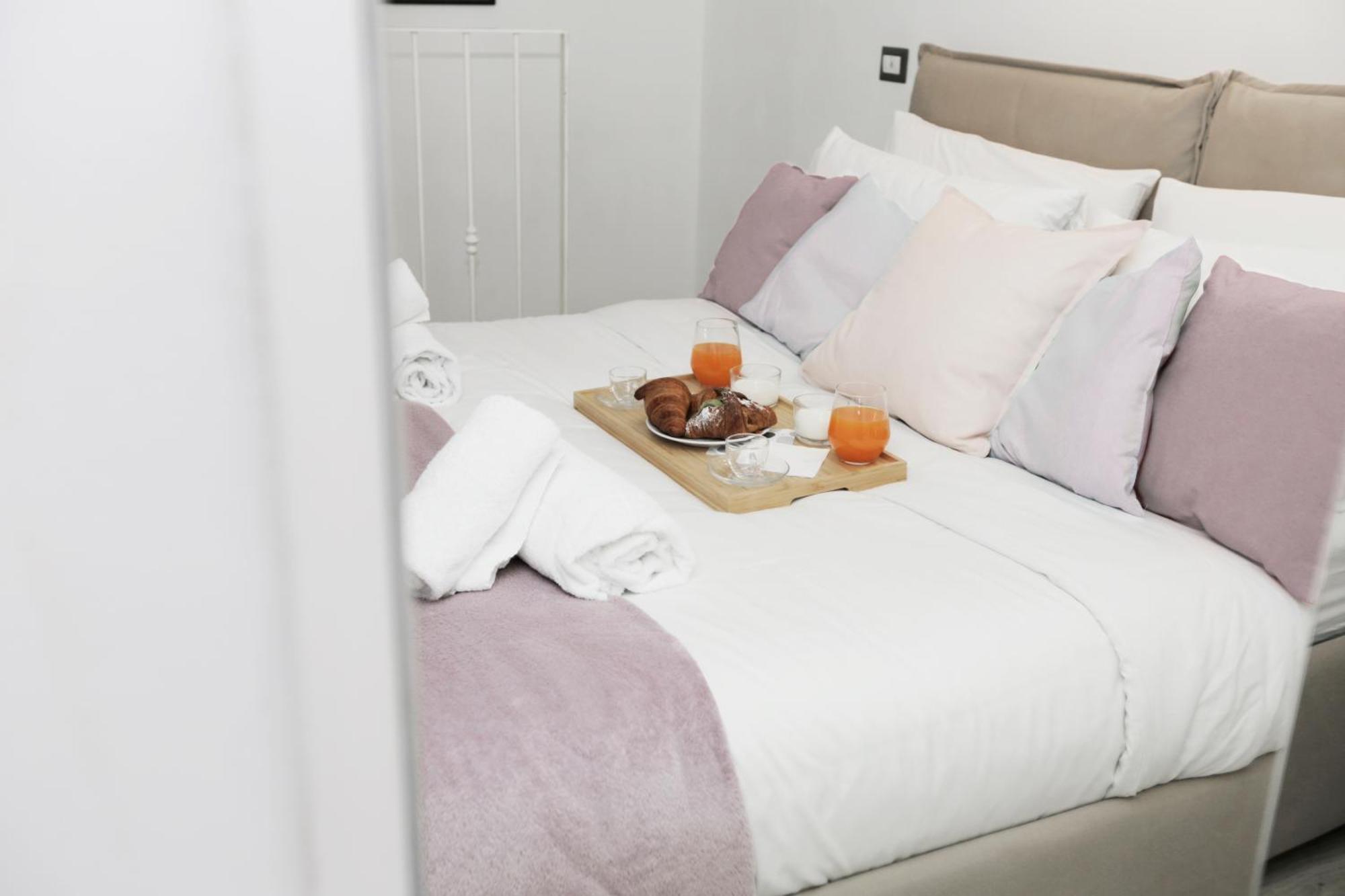 Fashion Loft 8 Min To Duomo Apartment Milan Luaran gambar