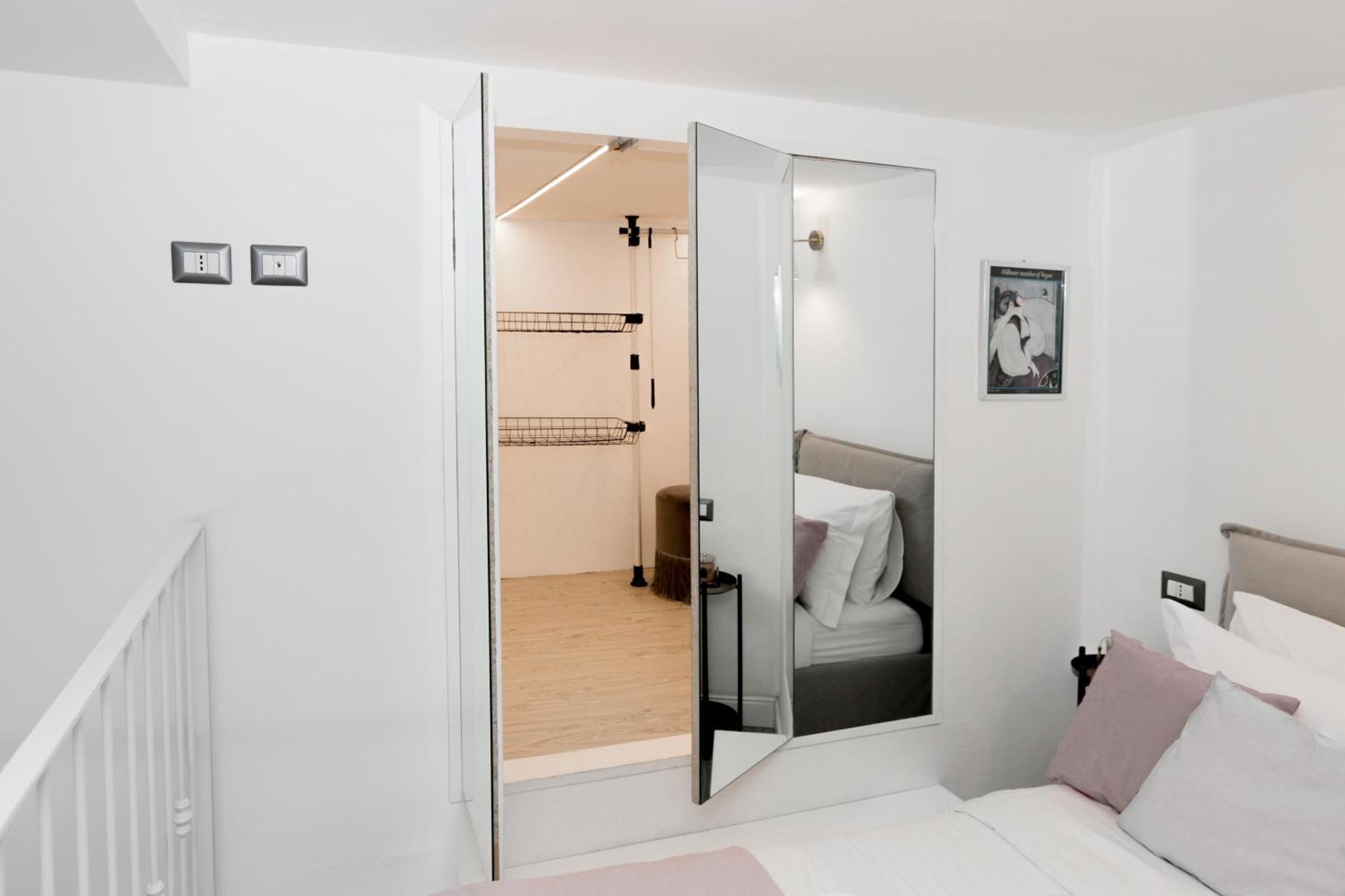 Fashion Loft 8 Min To Duomo Apartment Milan Luaran gambar