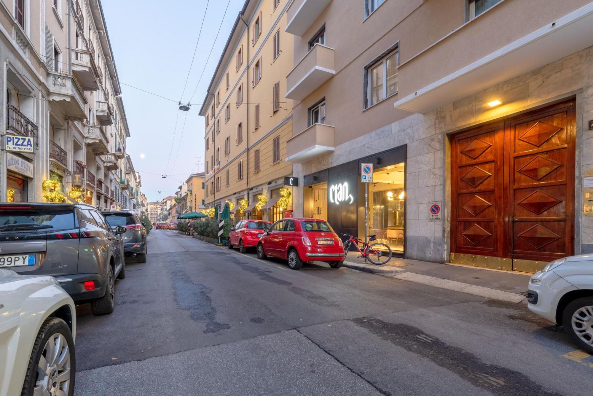 Fashion Loft 8 Min To Duomo Apartment Milan Luaran gambar